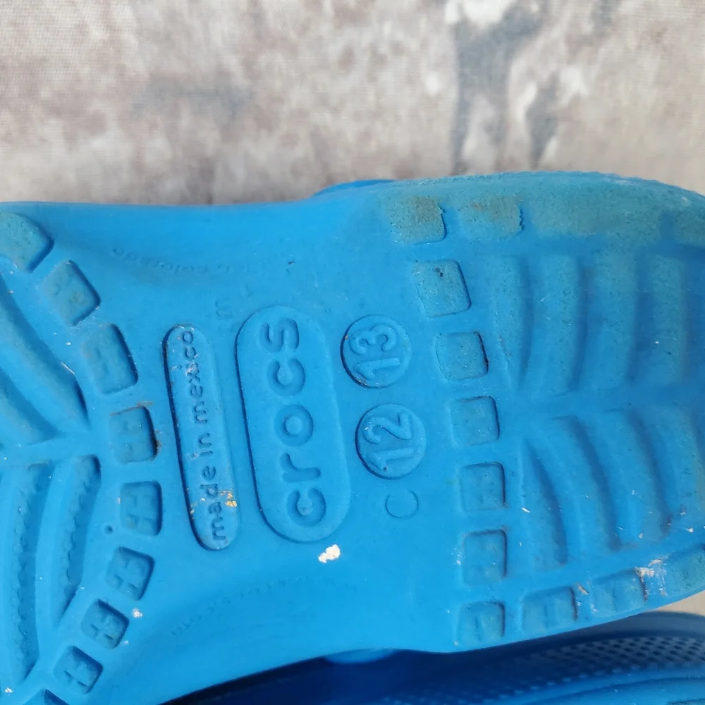 Crocs Classic Clog Blue 12/13 TMNT Nemo Jibbitz - Picture 2 of 14